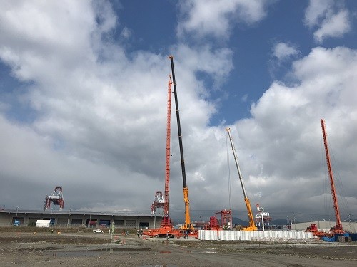 ②ドレーン施工機組立状況