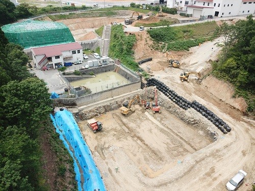 写真7 浸出水処理施設 床掘