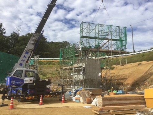 写真-5 足場解体・組立(大払い)